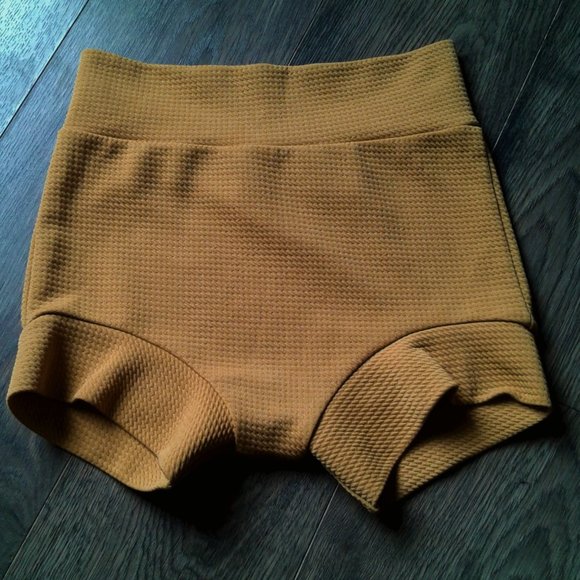 Youth Girls Textured BUMMIES Sz. 7/8 - Picture 1 of 4